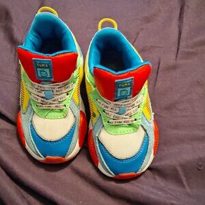 Boys Paw Patrol Puma, Green, Red, White, and yellow shoe size 6C